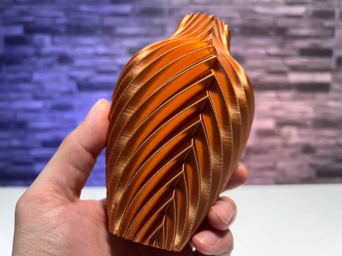 3D Printed Chromatic Vase