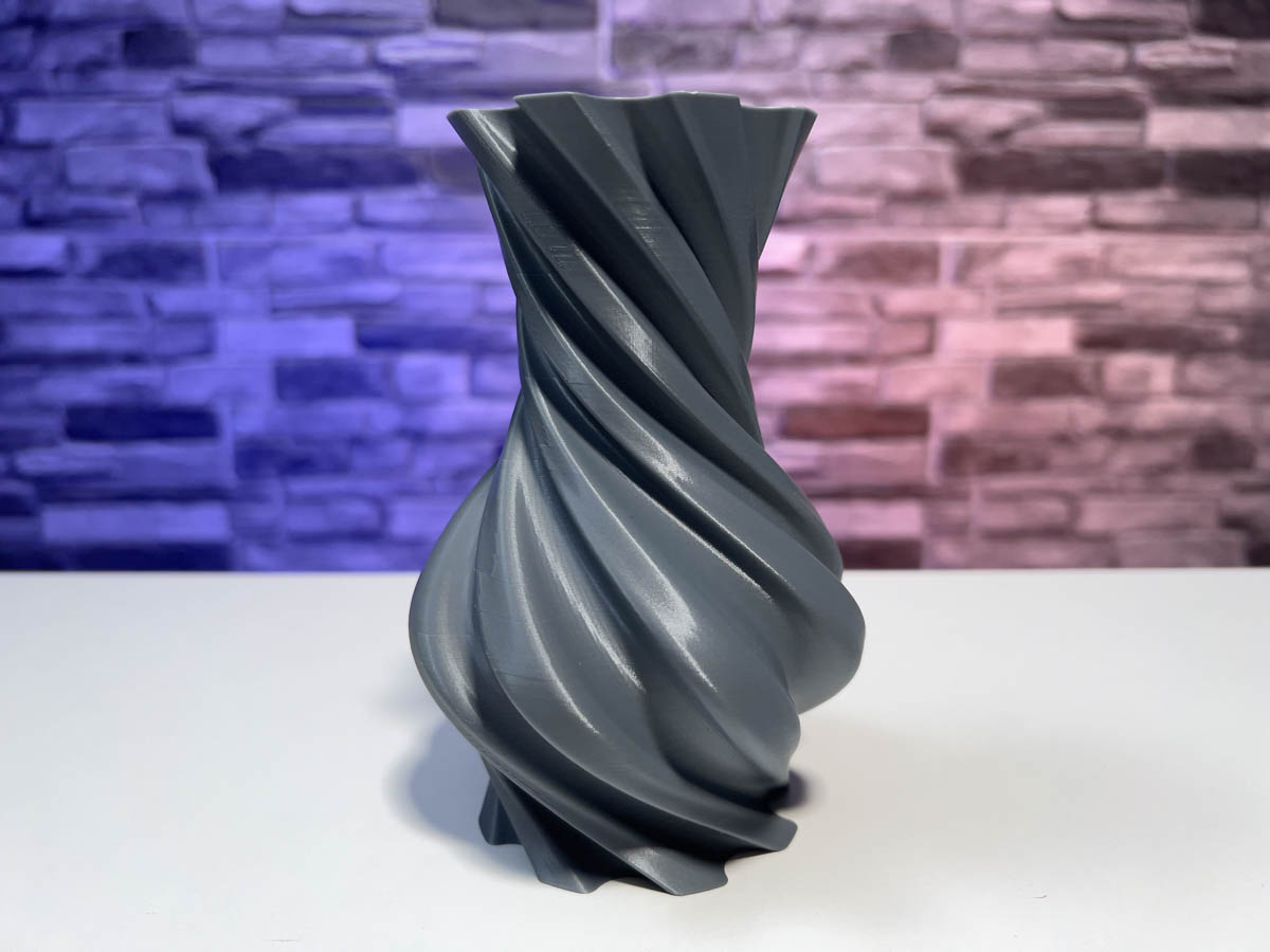 3D Printed Torqued Round Vase