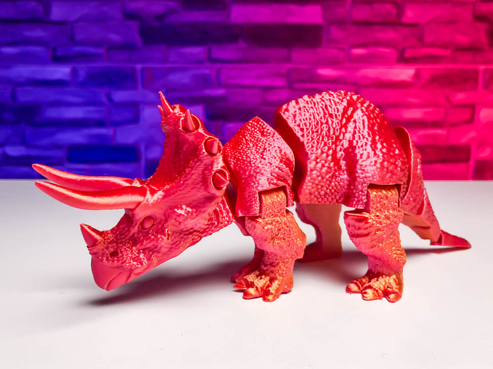 Articulated Triceratops Dinosaur