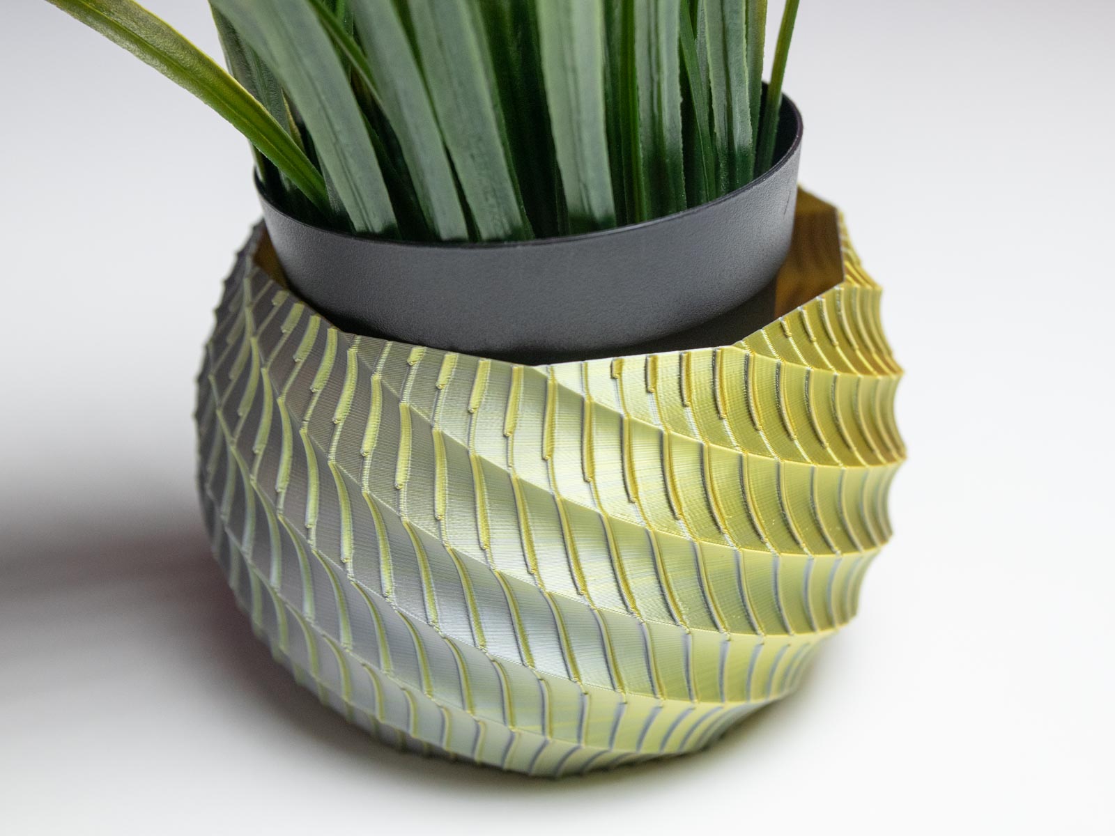 3D Printed Planter and Pot for Ikea Fejka - Vase ZULA