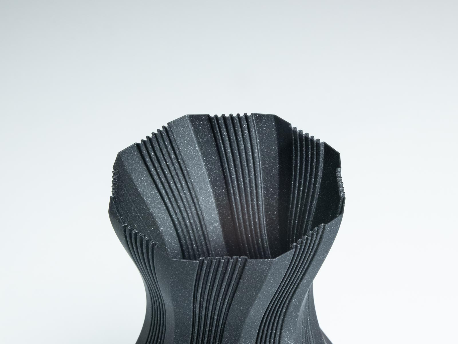 3D Printed Spiral Modern Vase YARA STL for Download