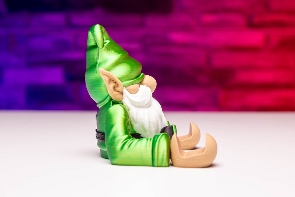 3D Print Articulated Christmas Dwarf Phone Holder