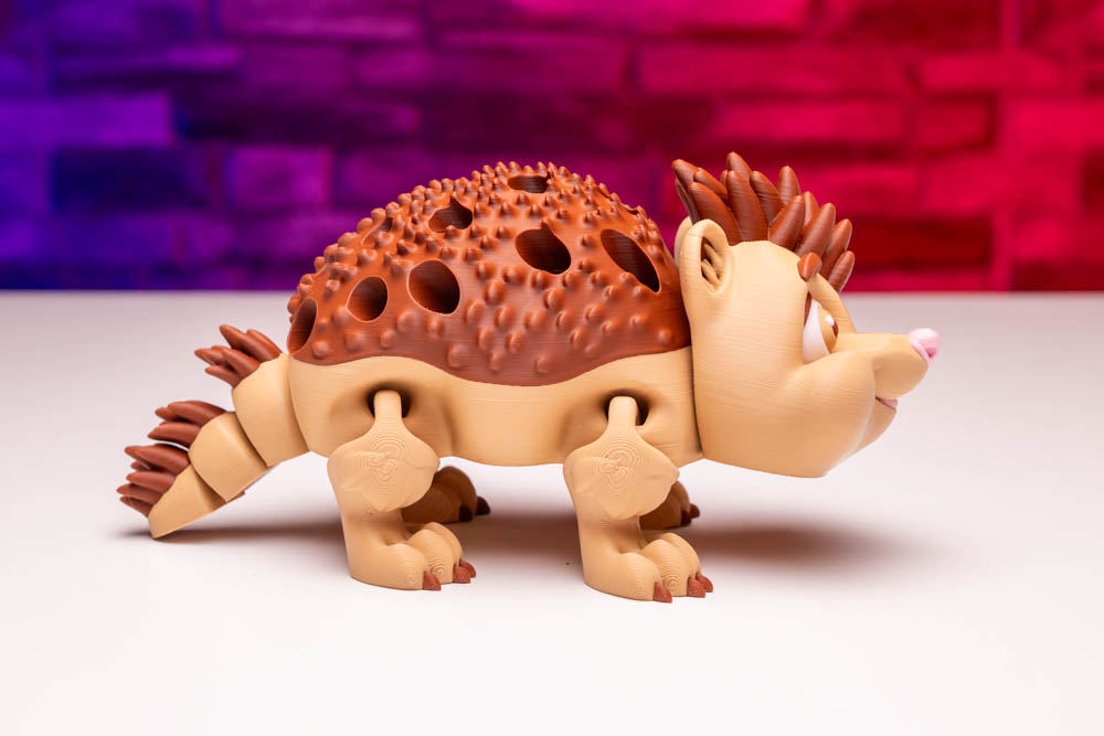 3D Print King Articulated Multicolor Hedgehog Pen Holder STL for download