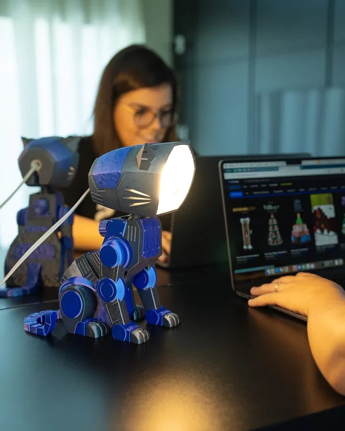 3D Print Mecha Cat Table Lamp STL for download